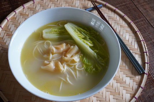 【宜蘭饗宴鐵板燒】花膠雞湯