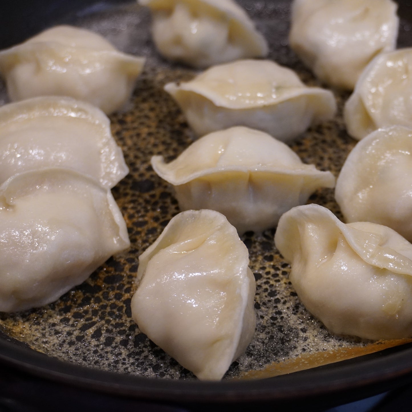 (團購)餃子皮耐煮還會爆漿的-覓食餃子_1106