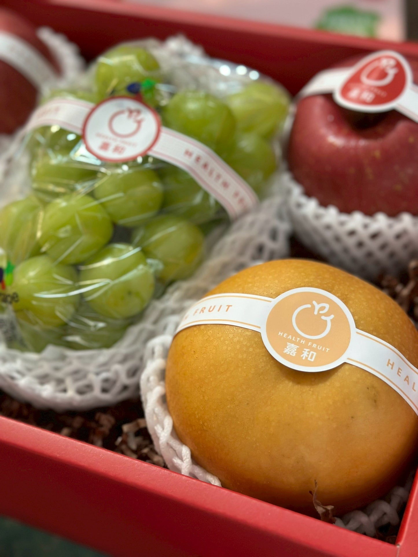 【年節水果】春節限定綜盒禮盒(蜜蘋果+麝香葡萄+水梨)