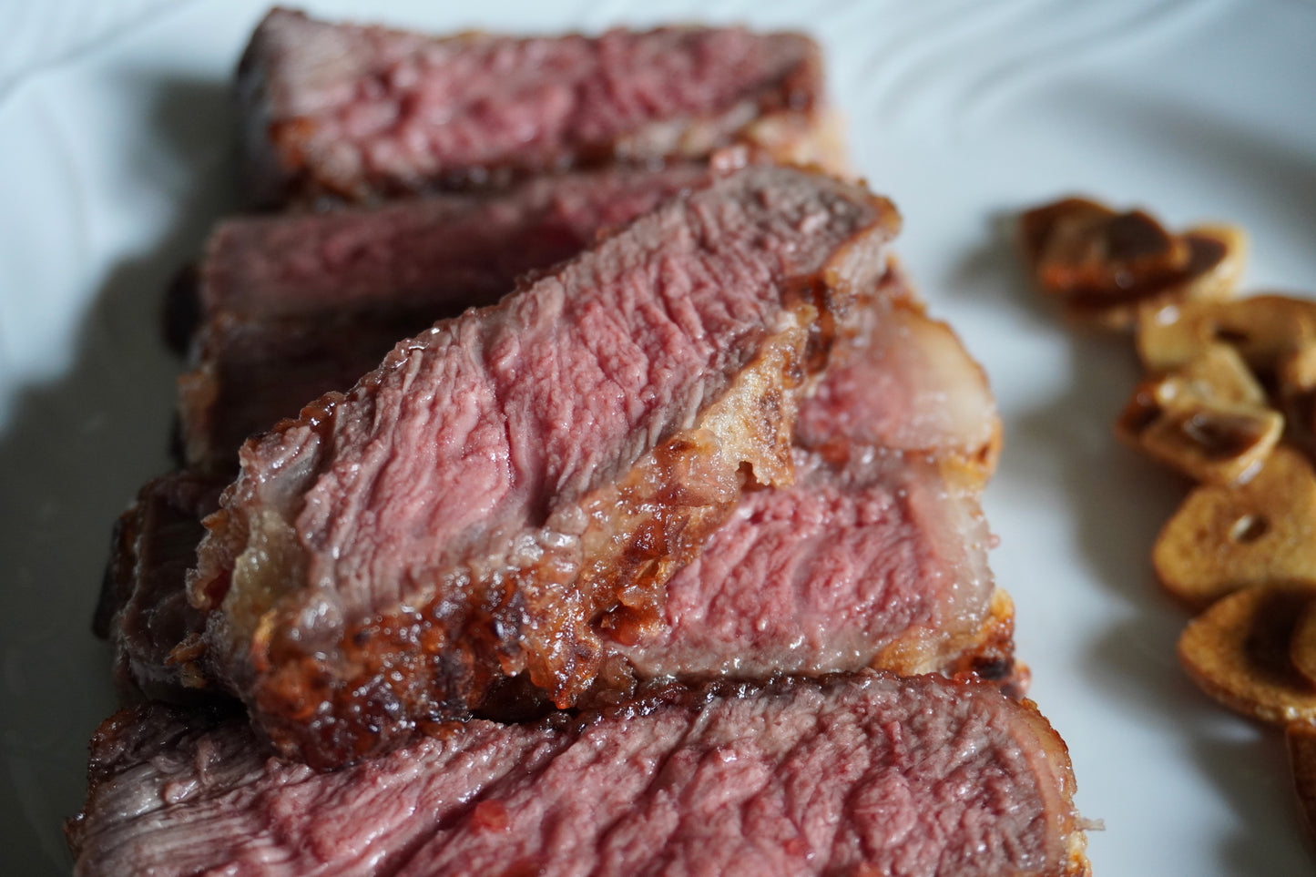 【農場晃晃】米其林御用：台灣安格斯厚切牛排＆燒肉饗宴組