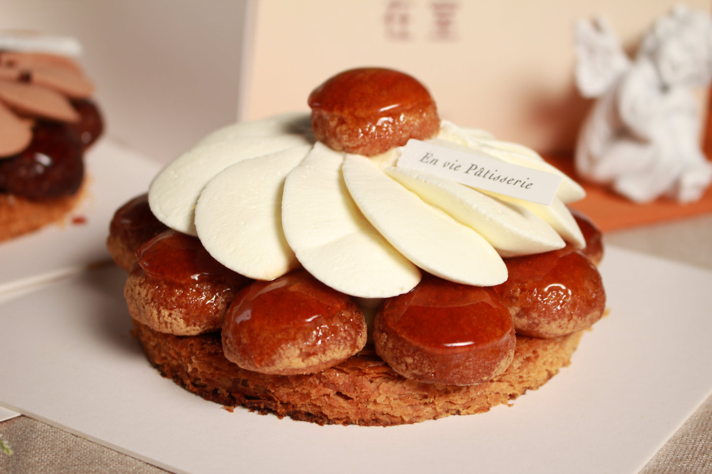 【在室甜點】48小時的莓好承諾：草莓馬卡龍禮盒